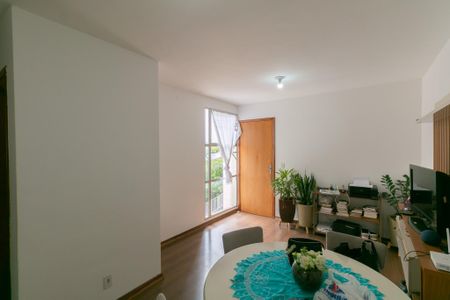 Apartamento à venda com 2 quartos, 54m² em Frei Leopoldo, Belo Horizonte