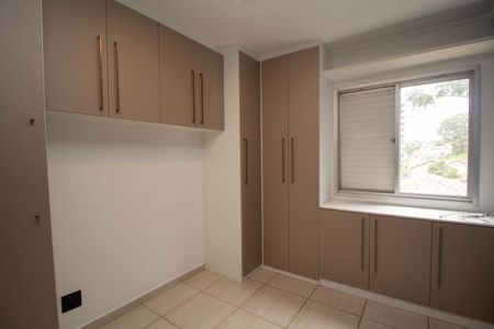 Quarto 2 de apartamento para alugar com 2 quartos, 51m² em Jardim Regina, São Paulo