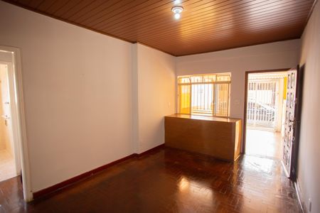Sala de casa para alugar com 3 quartos, 150m² em Parque Peruche, São Paulo