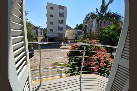 Varanda de casa para alugar com 3 quartos, 120m² em São Geraldo, Porto Alegre