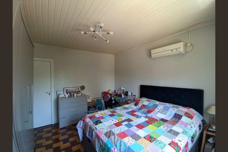 Suíte de casa para alugar com 3 quartos, 120m² em São Geraldo, Porto Alegre