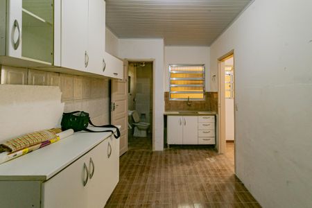 Cozinha de casa para alugar com 1 quarto, 27m² em Vila Água Funda, São Paulo