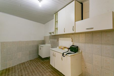 Cozinha de casa para alugar com 1 quarto, 27m² em Vila Água Funda, São Paulo