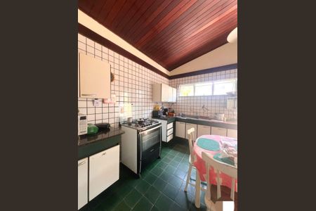 Cozinha de casa para alugar com 4 quartos, 750m² em Stella Maris, Salvador