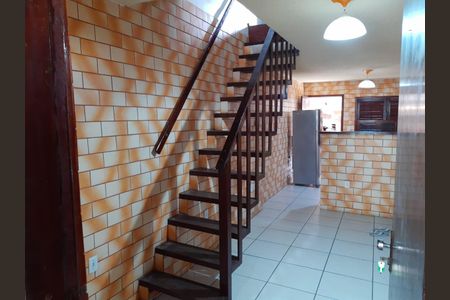 Sala de casa para alugar com 2 quartos, 75m² em Guaratiba, Maricá