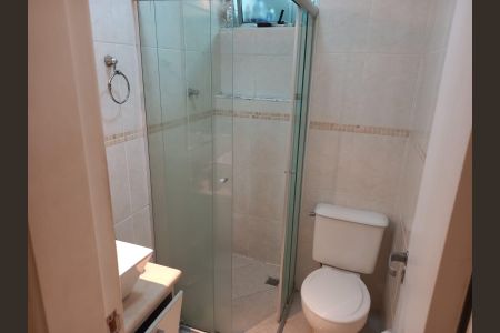 Banheiro de apartamento para alugar com 2 quartos, 60m² em Limão, São Paulo