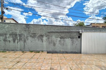 Vista da Sala de casa à venda com 4 quartos, 158m² em Vila Marieta, Campinas