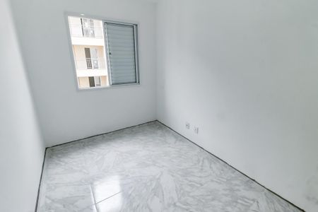 Quarto 1 de apartamento para alugar com 2 quartos, 42m² em Jardim Tres Irmaos, Taboão da Serra