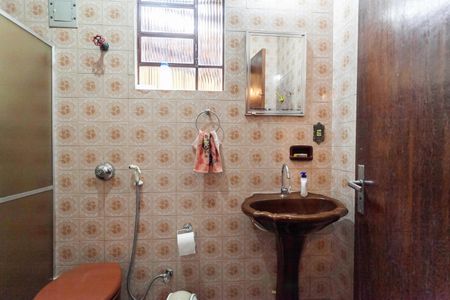 Banheiro da suíte 1 de casa à venda com 2 quartos, 400m² em São Salvador, Belo Horizonte