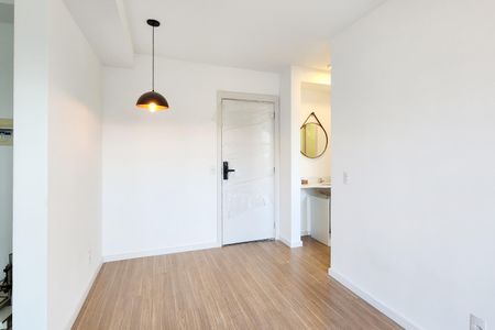 Sala de apartamento para alugar com 1 quarto, 33m² em Riachuelo, Rio de Janeiro