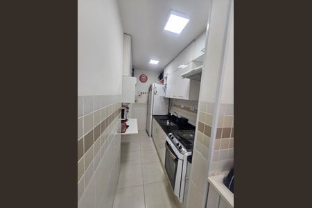 Cozinha de apartamento à venda com 2 quartos, 55m² em Jardim dos Oliveiras, Campinas