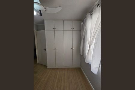 Quarto de apartamento à venda com 2 quartos, 55m² em Jardim dos Oliveiras, Campinas