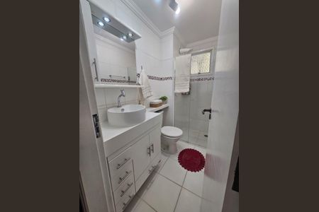 Banheiro de apartamento à venda com 2 quartos, 55m² em Jardim dos Oliveiras, Campinas