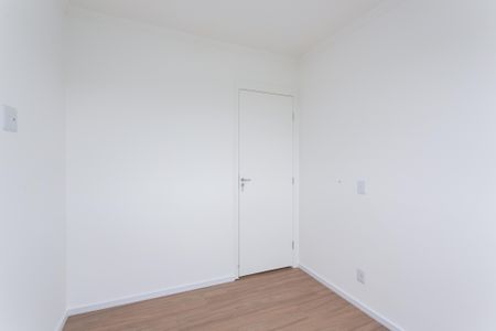 Quarto 1 de apartamento para alugar com 2 quartos, 44m² em Jardim Helian, São Paulo