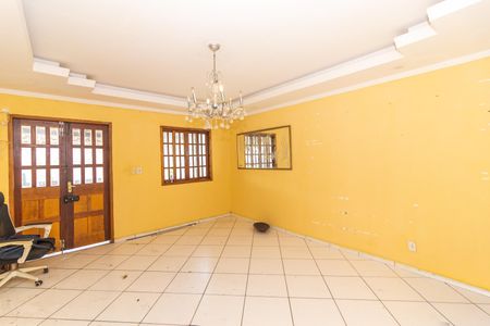 Casa para alugar com 3 quartos, 123m² em Padre Miguel, Rio de Janeiro