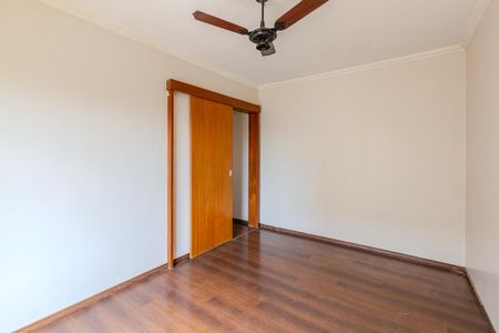 Quarto 1 de apartamento para alugar com 2 quartos, 63m² em Tristeza, Porto Alegre