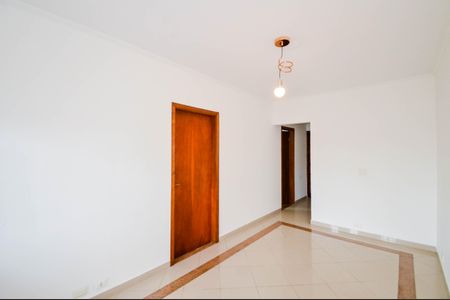 Sala de casa à venda com 3 quartos, 170m² em Jardim Santa Clara, Guarulhos
