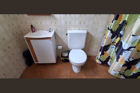 Banheiro de apartamento para alugar com 1 quarto, 46m² em Vila Helena, São Bernardo do Campo