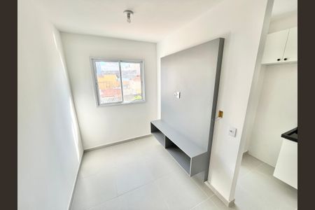 Sala/Cozinha de apartamento para alugar com 1 quarto, 35m² em Vila Mazzei, São Paulo