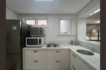 Cozinha de apartamento para alugar com 2 quartos, 84m² em Bela Vista, Porto Alegre