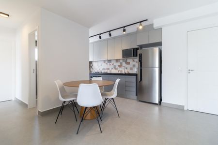 Sala de apartamento para alugar com 2 quartos, 54m² em Vila Nair, São Paulo