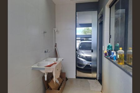 Casa à venda com 3 quartos, 360m² em Lundcéia, Lagoa Santa