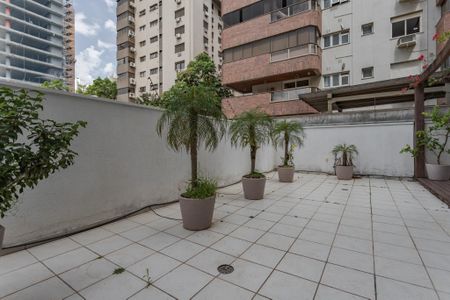 Suíte de apartamento para alugar com 2 quartos, 180m² em Auxiliadora, Porto Alegre