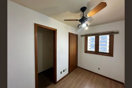 Quarto 3 de apartamento para alugar com 3 quartos, 134m² em Mont’Serrat, Porto Alegre