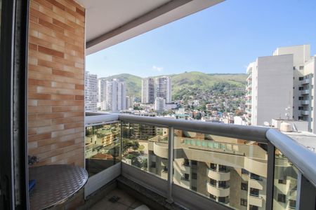 Varanda de kitnet/studio para alugar com 1 quarto, 45m² em Centro, Nova Iguaçu