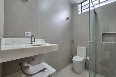 Banheiro de casa para alugar com 3 quartos, 180m² em Jardim Campos Eliseos, Campinas