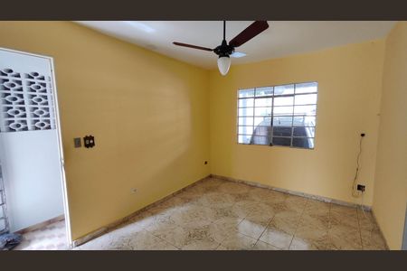 Sala de casa para alugar com 2 quartos, 105m² em Tanquinho, Ferraz de Vasconcelos