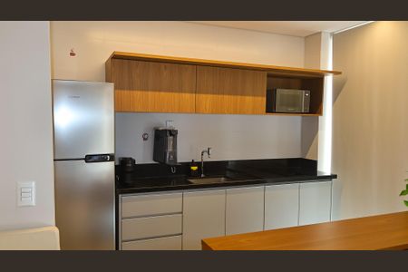 Cozinha - Armários de apartamento para alugar com 1 quarto, 49m² em Setor Bueno, Goiânia