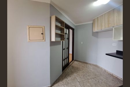 Cozinha de apartamento à venda com 2 quartos, 56m² em Bandeiras, Osasco