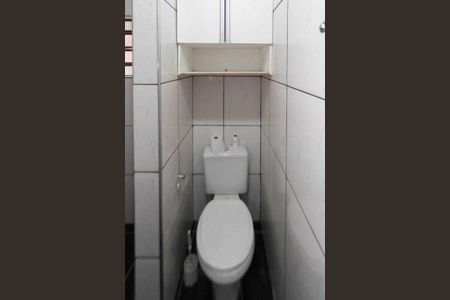 Banheiro da Suite de casa para alugar com 1 quarto, 44m² em Jardim Marília, São Paulo