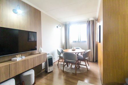 Sala de apartamento à venda com 2 quartos, 73m² em Itaquera, São Paulo