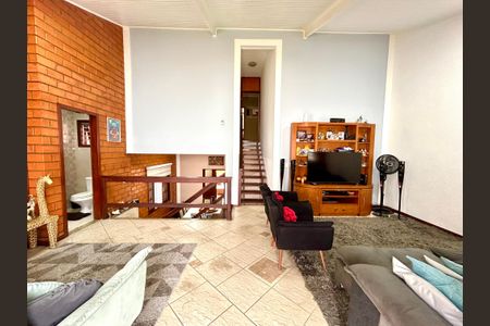 Sala de casa para alugar com 3 quartos, 222m² em Jardim Rosa de Franca, Guarulhos