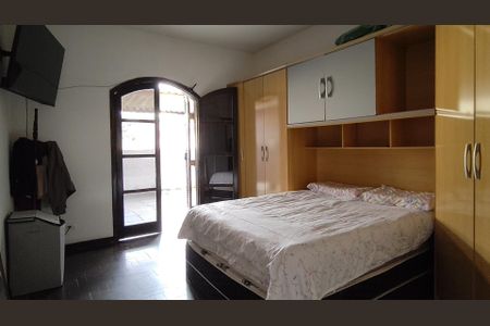 Casa à venda com 2 quartos, 130m² em Vila Espanhola, São Paulo