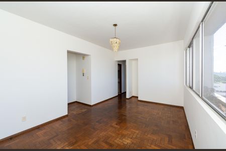 Sala de apartamento para alugar com 2 quartos, 75m² em Serra, Belo Horizonte