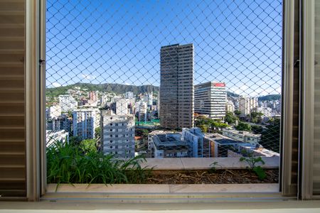 Vista da Sala de apartamento para alugar com 2 quartos, 75m² em Serra, Belo Horizonte