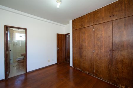 Quarto 2 de apartamento para alugar com 2 quartos, 75m² em Serra, Belo Horizonte