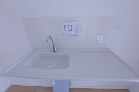 Detalhe da cozinha de apartamento para alugar com 1 quarto, 28m² em Jardim Jaragua (sao Domingos), São Paulo