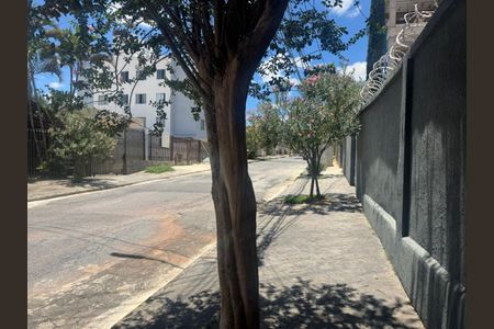 Kitnet/Studio para alugar com 1 quarto, 21m² em Planalto, Belo Horizonte