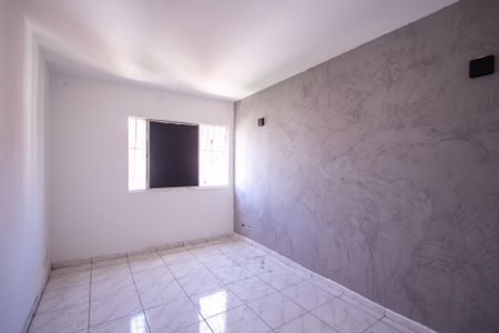 Sala de apartamento para alugar com 2 quartos, 65m² em Colubandê, São Gonçalo