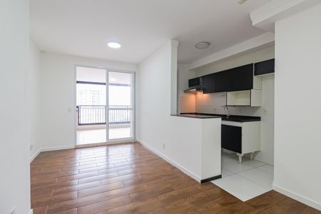 Sala/Cozinha de apartamento para alugar com 2 quartos, 68m² em Santo Amaro, São Paulo