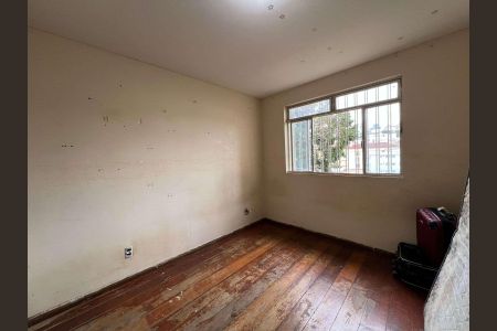 Casa à venda com 3 quartos, 292m² em Nova Granada, Belo Horizonte