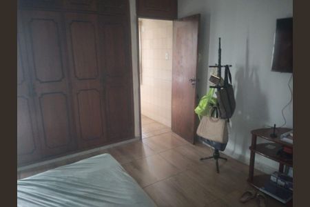 Casa à venda com 4 quartos, 275m² em Céu Azul, Belo Horizonte