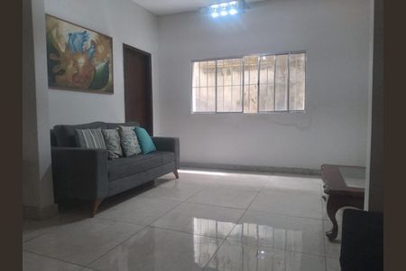 Casa à venda com 4 quartos, 275m² em Céu Azul, Belo Horizonte