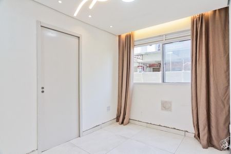 Sala de apartamento para alugar com 2 quartos, 35m² em Jardim Pereira Leite, São Paulo