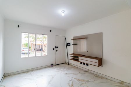 Sala de casa de condomínio para alugar com 2 quartos, 70m² em Jardim Amaralina, São Paulo