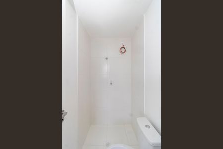 Banheiro de apartamento para alugar com 1 quarto, 17m² em Vila Nilo, São Paulo